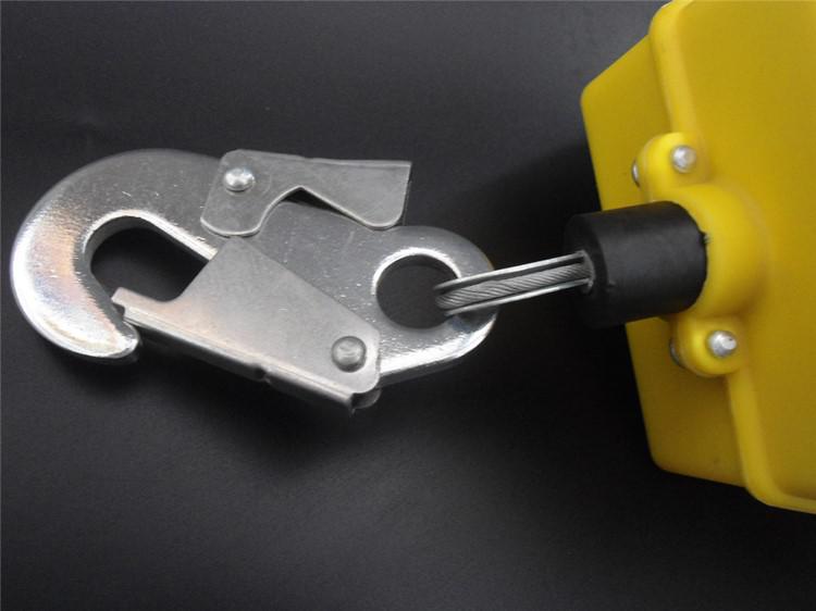 防坠器,高空作业安全保障